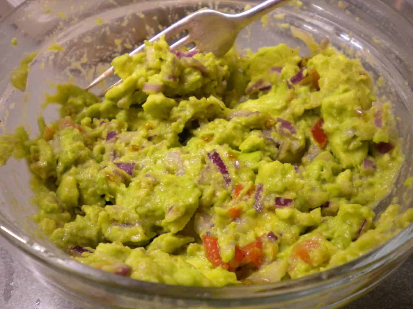Homemade gluten free chunky guacamole
