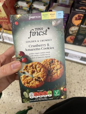 Tesco cranberry and amaretto cookies