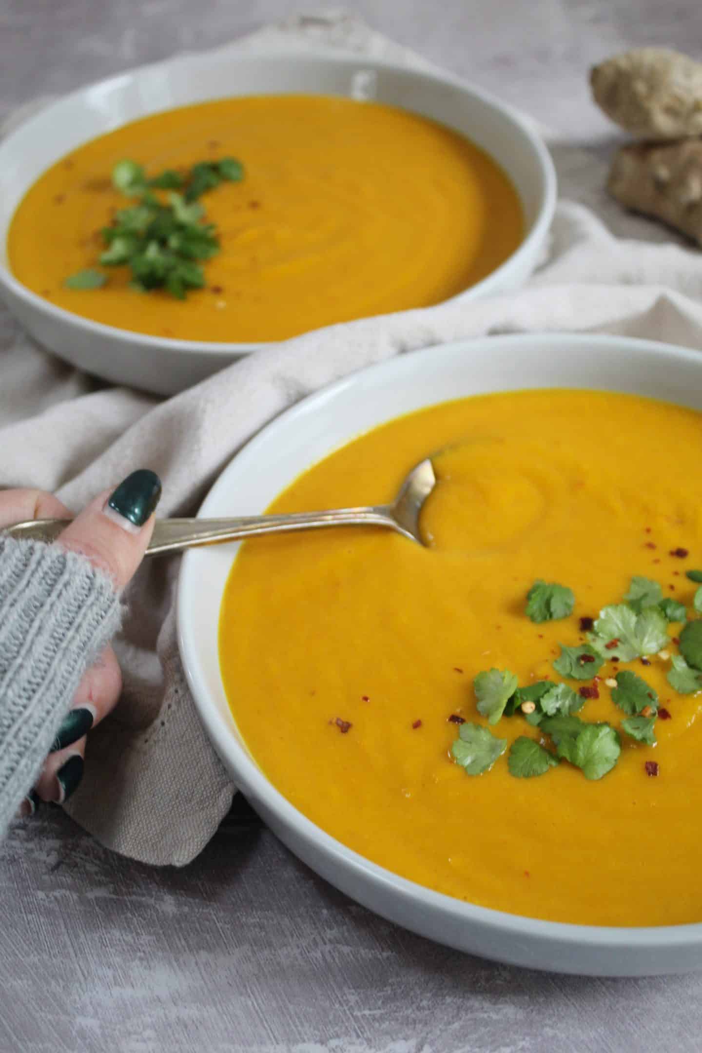 GLUTEN FREE CARROT AND GINGER SOUP DAIRY FREE VEGAN 
