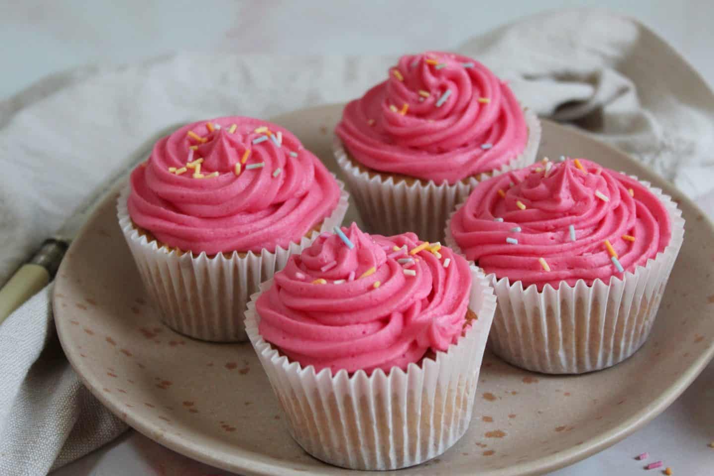 basic gluten free cupcake recipe vanilla buttercream frosting