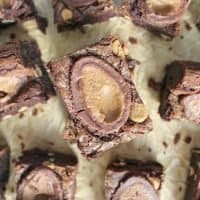 GLUTEN FREE REESES EASTER EGG BROWNIES 64