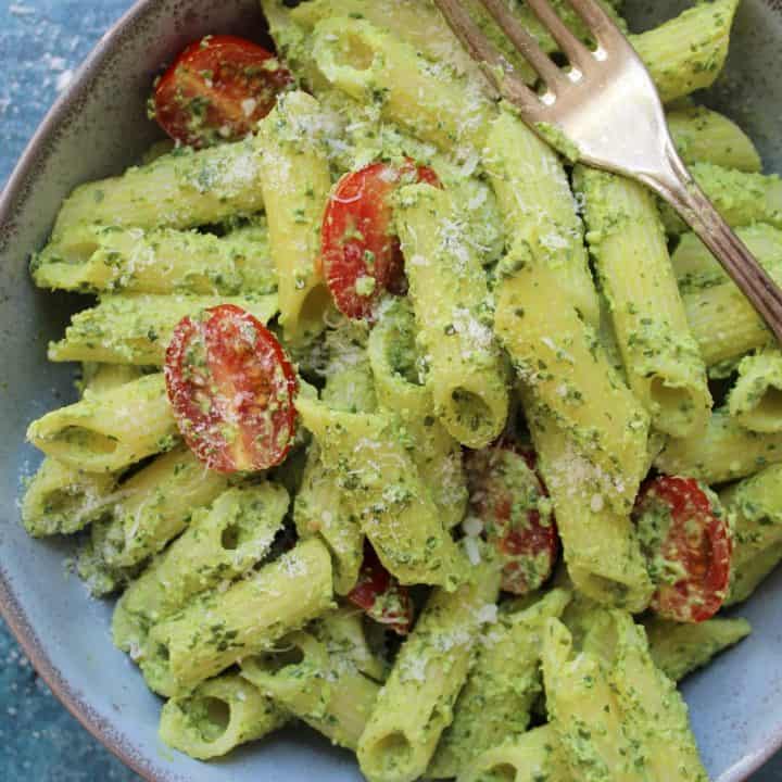 gluten free pasta recipe with no cook spinach sauce