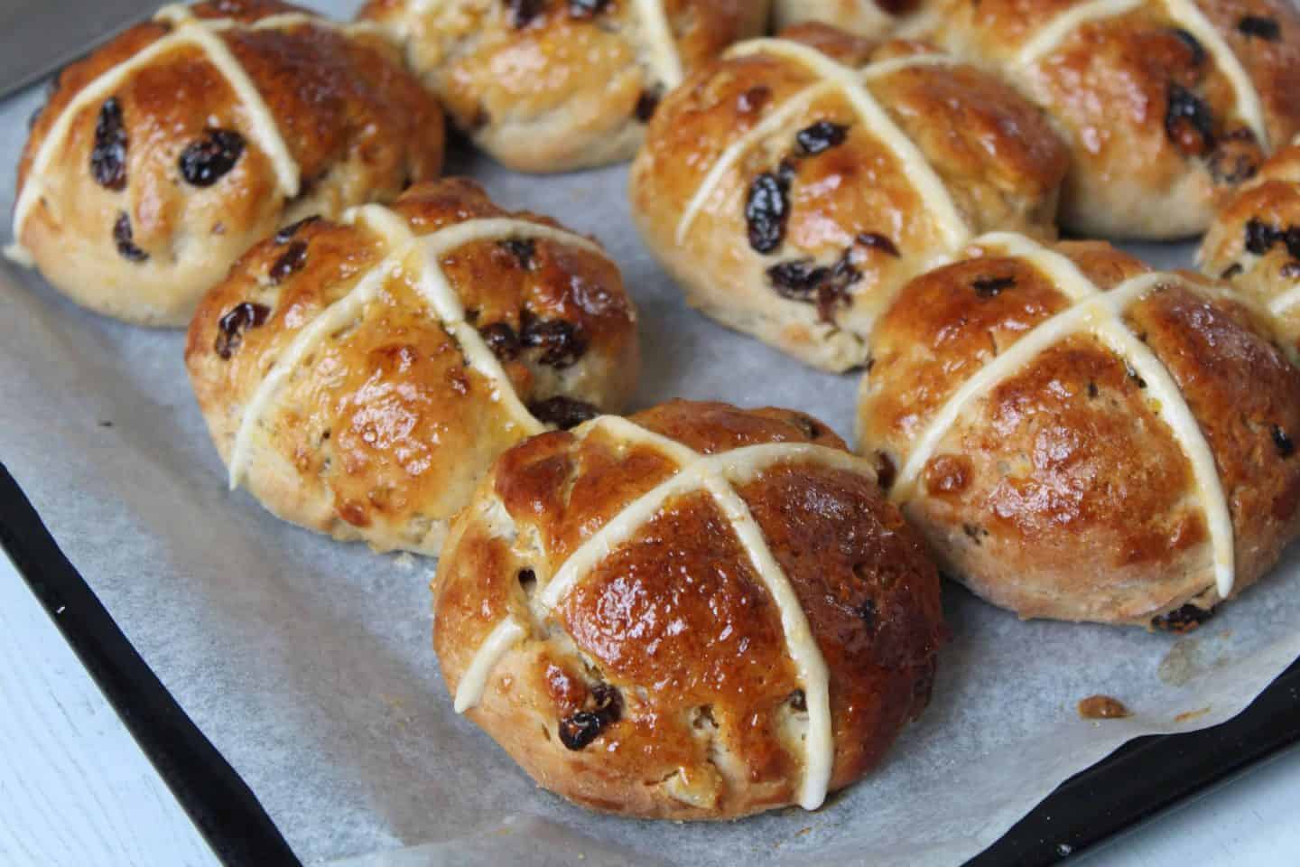 gluten free hot cross buns recipe