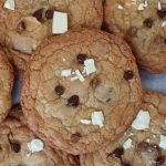 A tray of gluten free cookies.