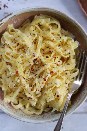 gluten free creamy garlic pasta