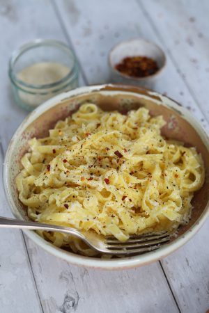 gluten free creamy garlic pasta