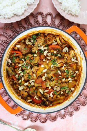 Roasted Cauliflower and Chickpea Curry