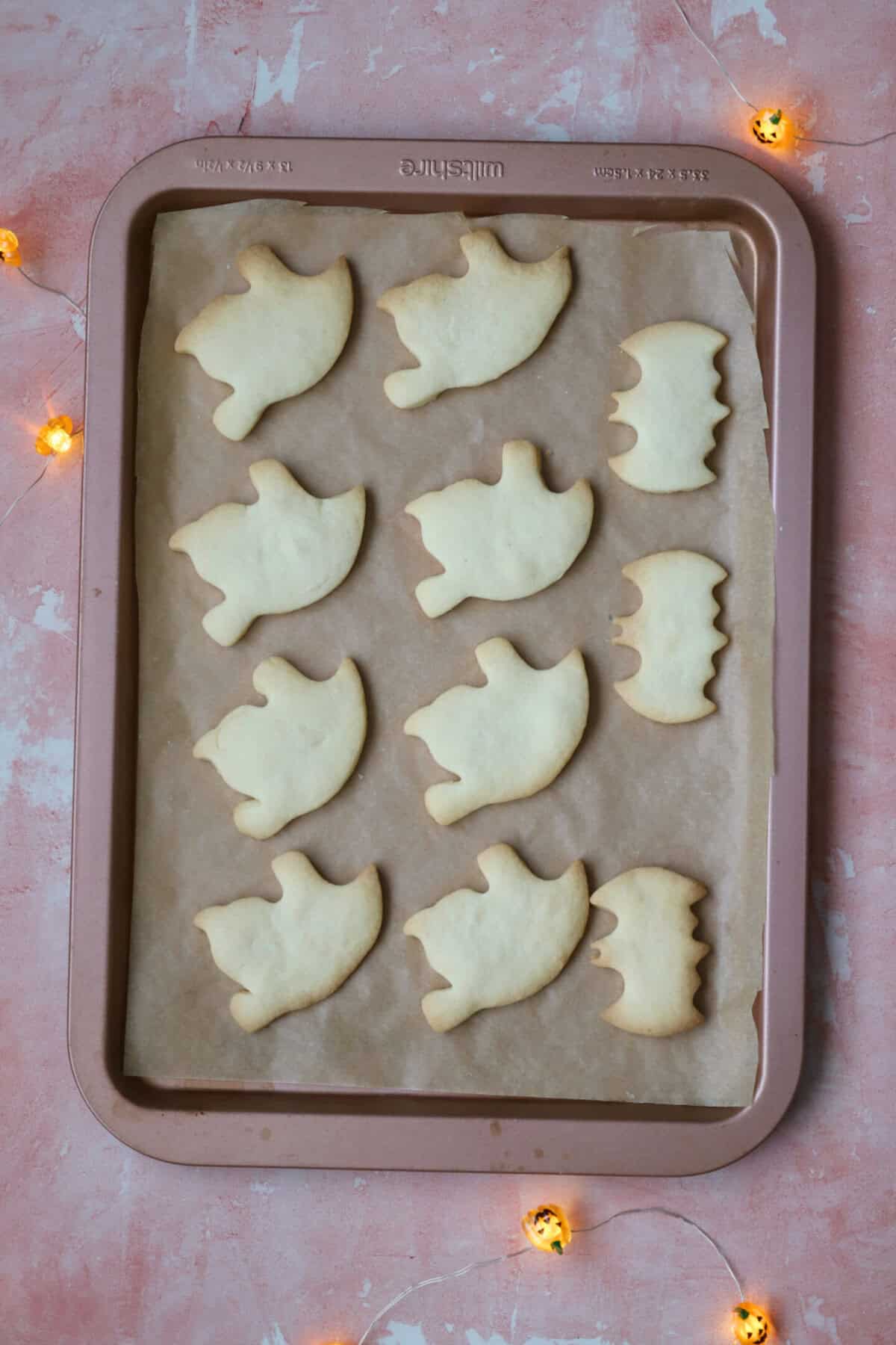 Let the biscuits cool before decorating.