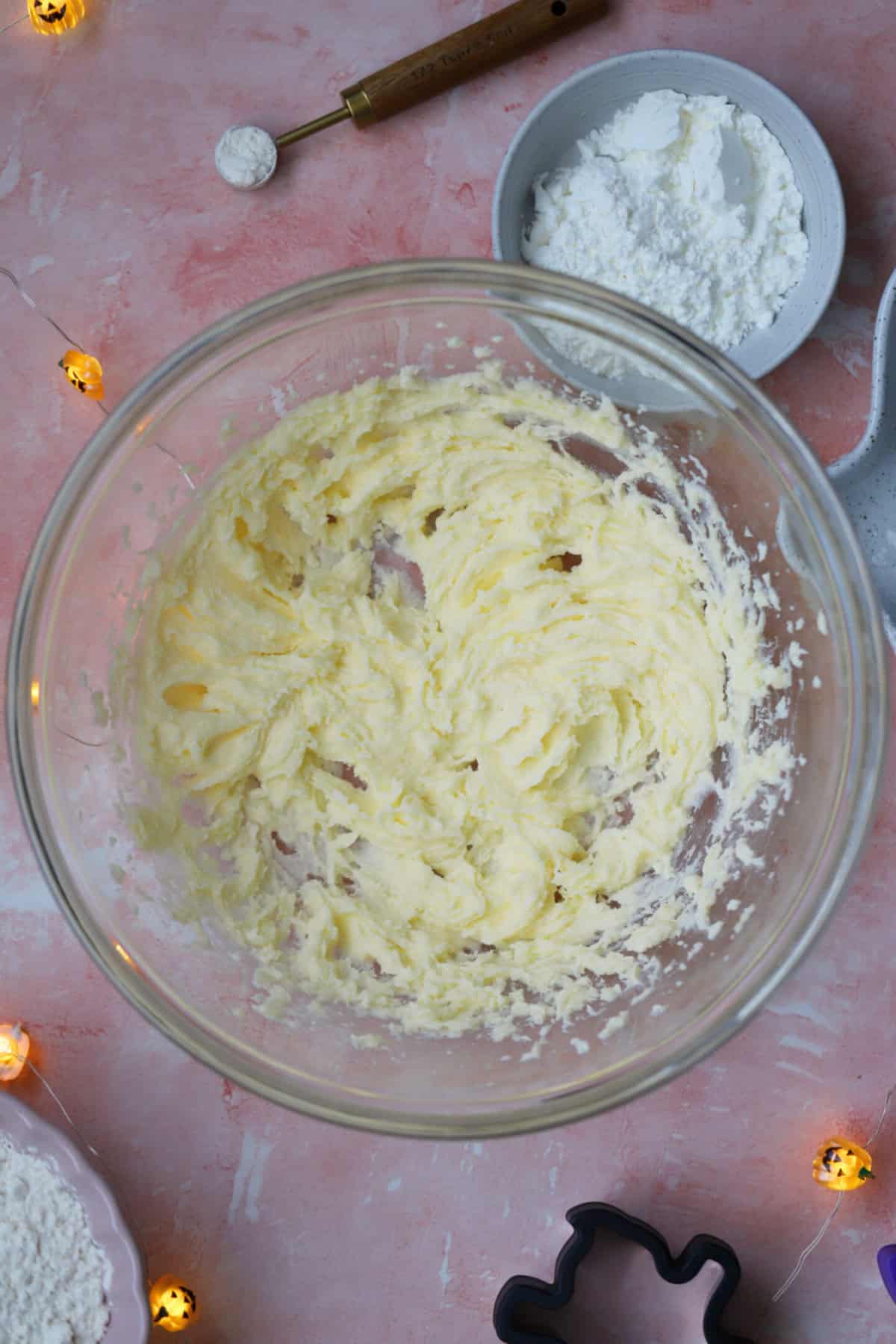 Cream the butter and sugar in a bowl.