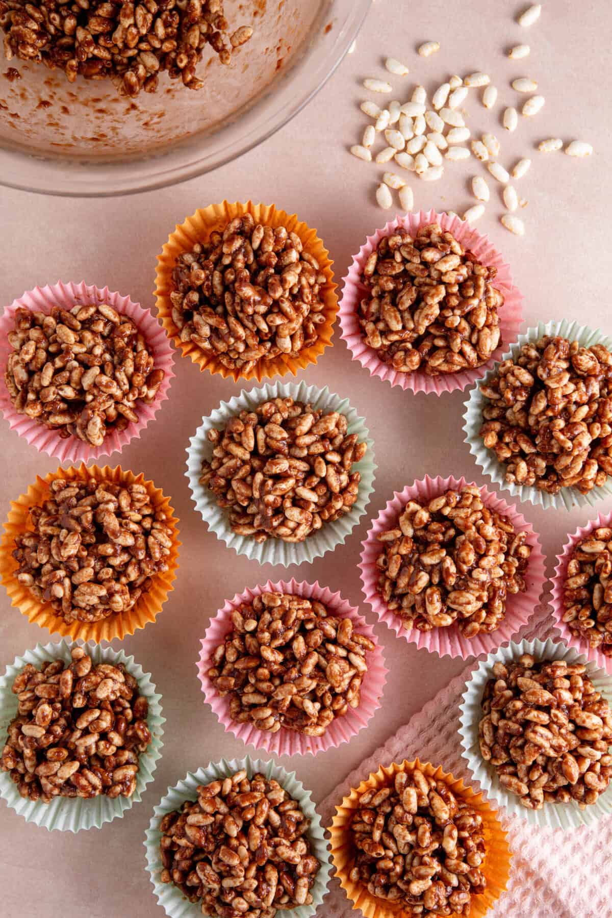 The chocolate rice crispy cakes in cake cases.